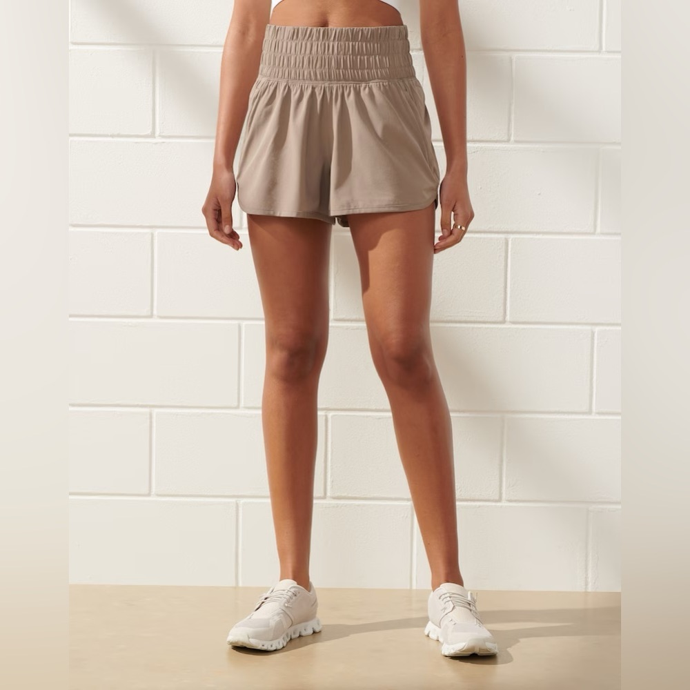 Abercrombie YPB motionTEK Unlined Ultra High Rise Workout Short